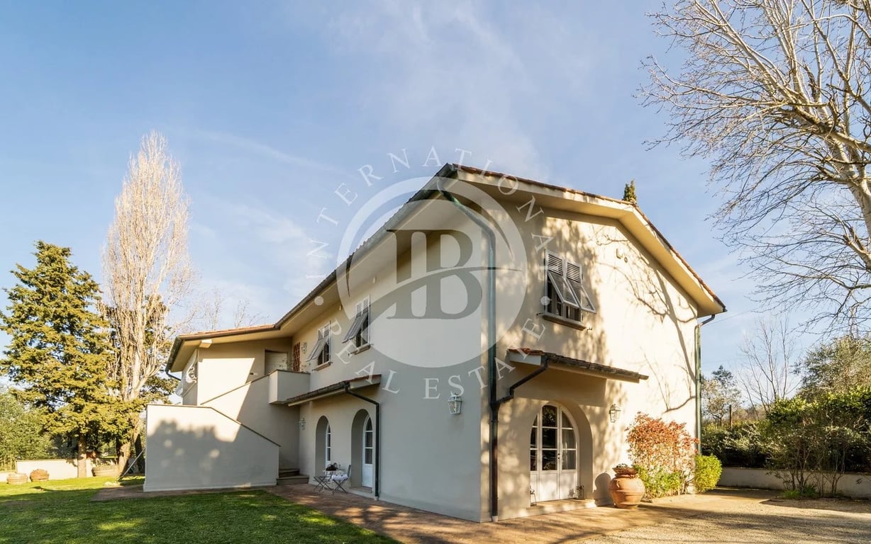 Villa in Casciana Terme Lari