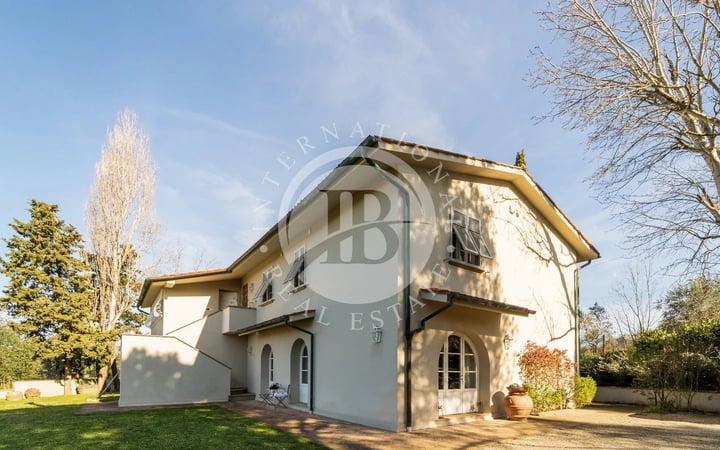 Villa in Casciana Terme Lari - view 1