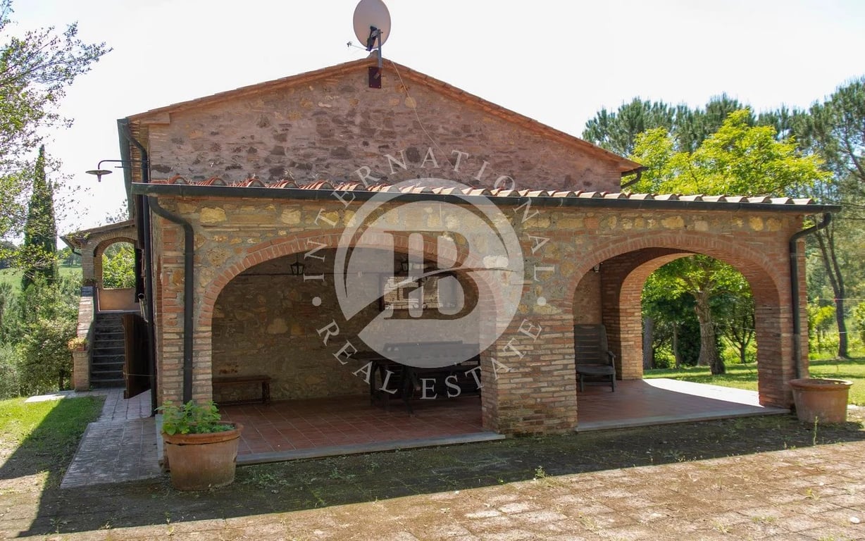 Villa in Guardistallo - Image 3