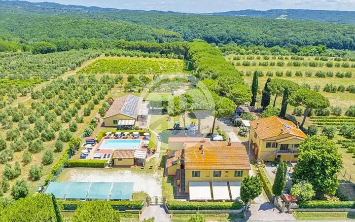 House in Cecina - view 1