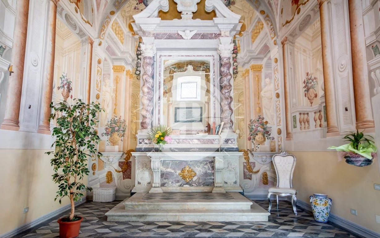 House in Camaiore - Image 2