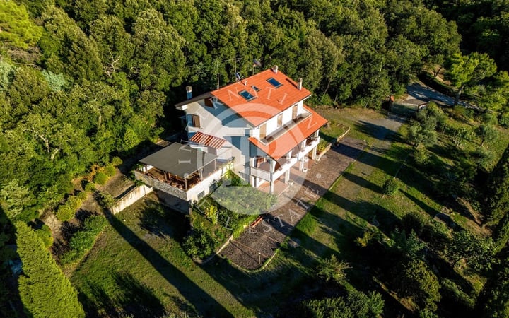 Villa in Riparbella - view 1