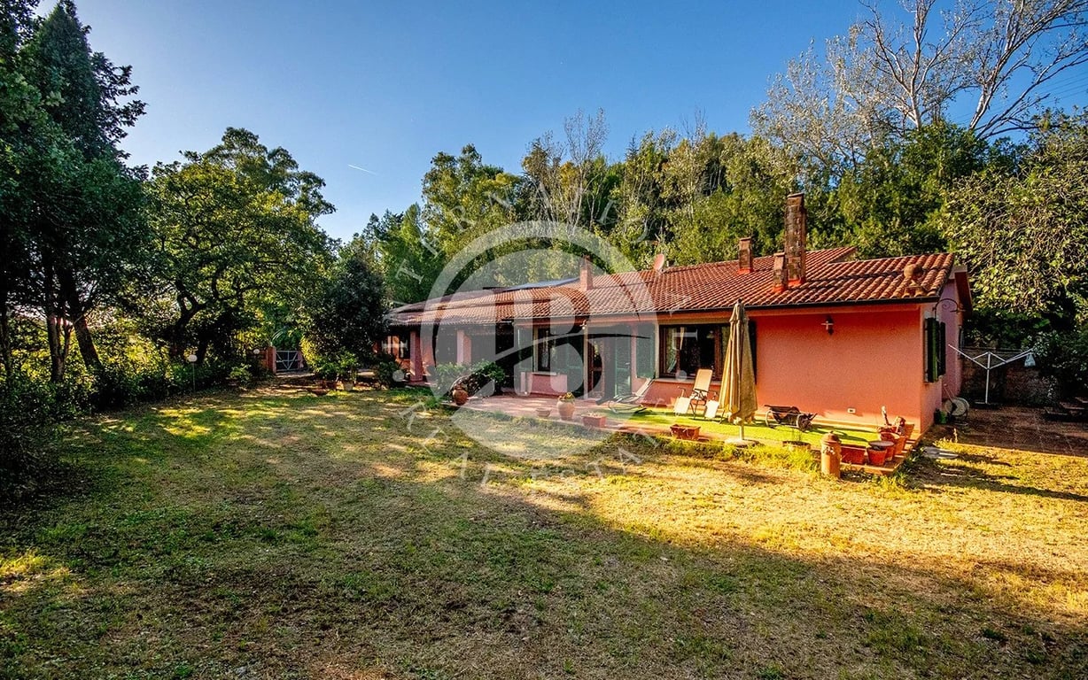 Villa in Castellina Marittima - Image 3