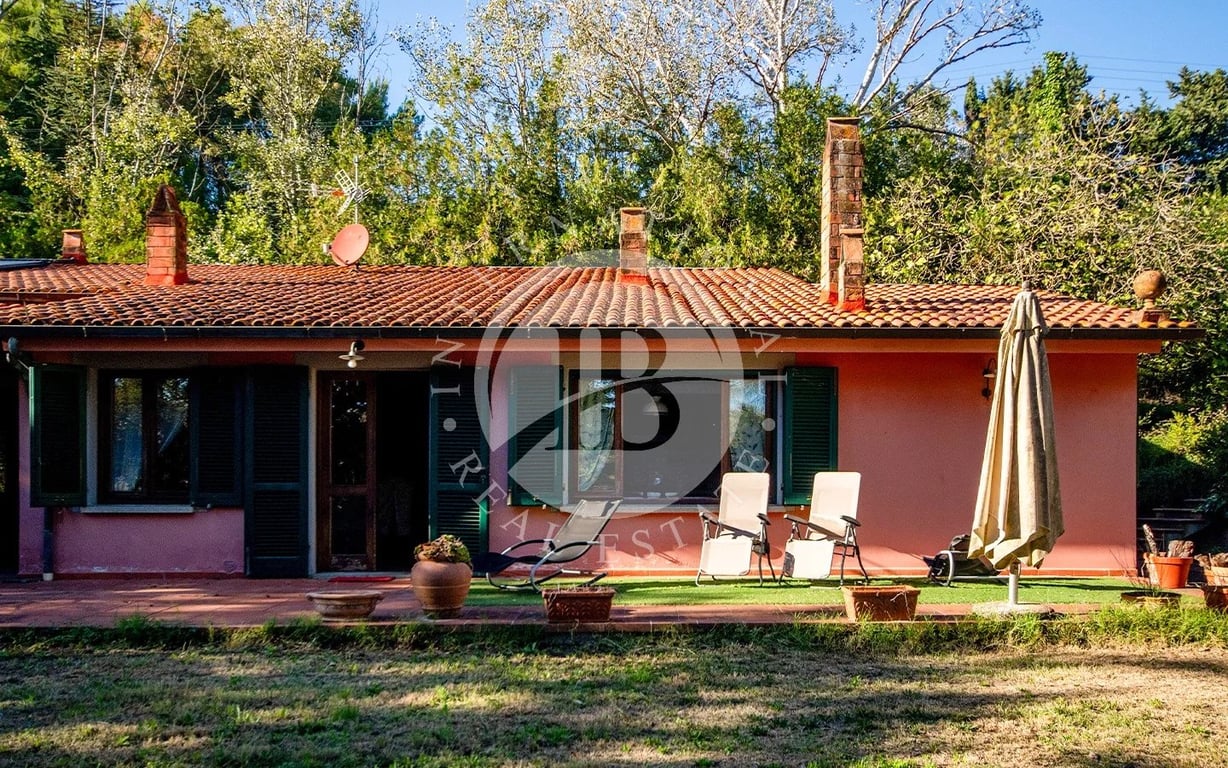 Villa in Castellina Marittima - Image 2