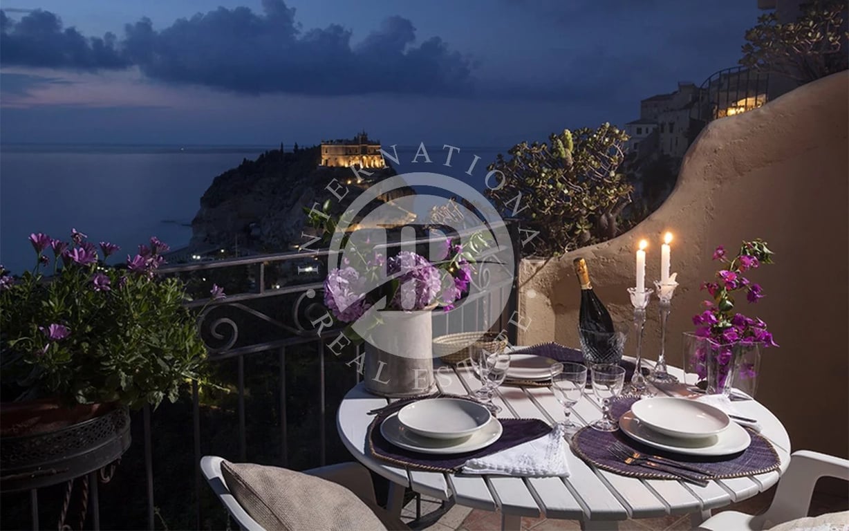 Apartment in Tropea - Image 3