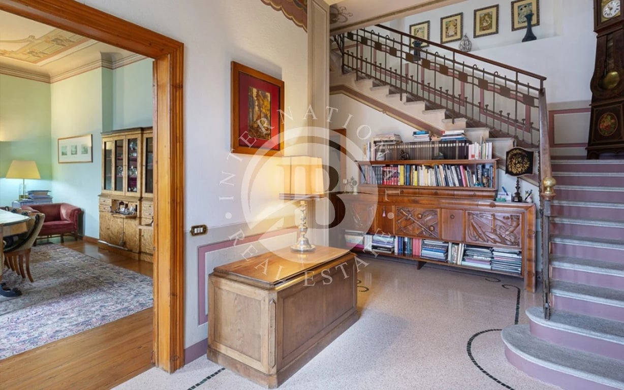 Villa in Ghiffa - Image 3