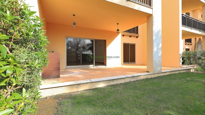 Apartment in Quarteira - view 1