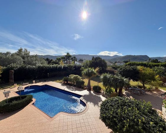 House in Pedreguer - view 1