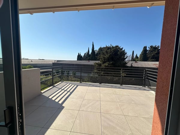 Apartment in Vallauris - view 1