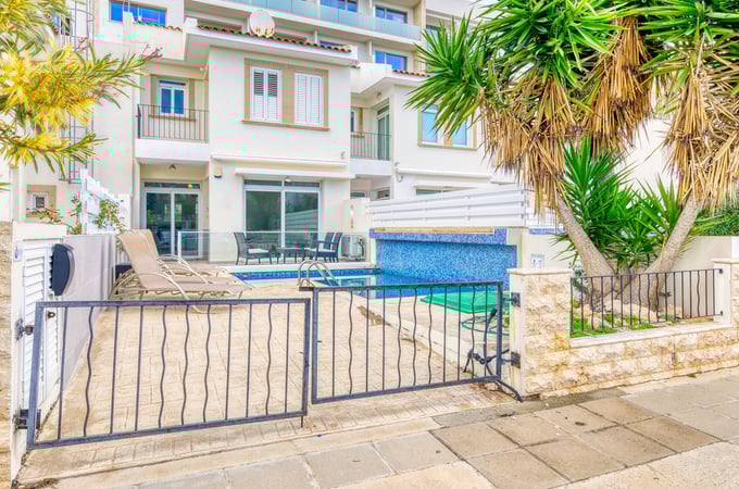 Villa in Protaras - view 1