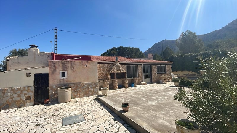 House in Alicante - view 1