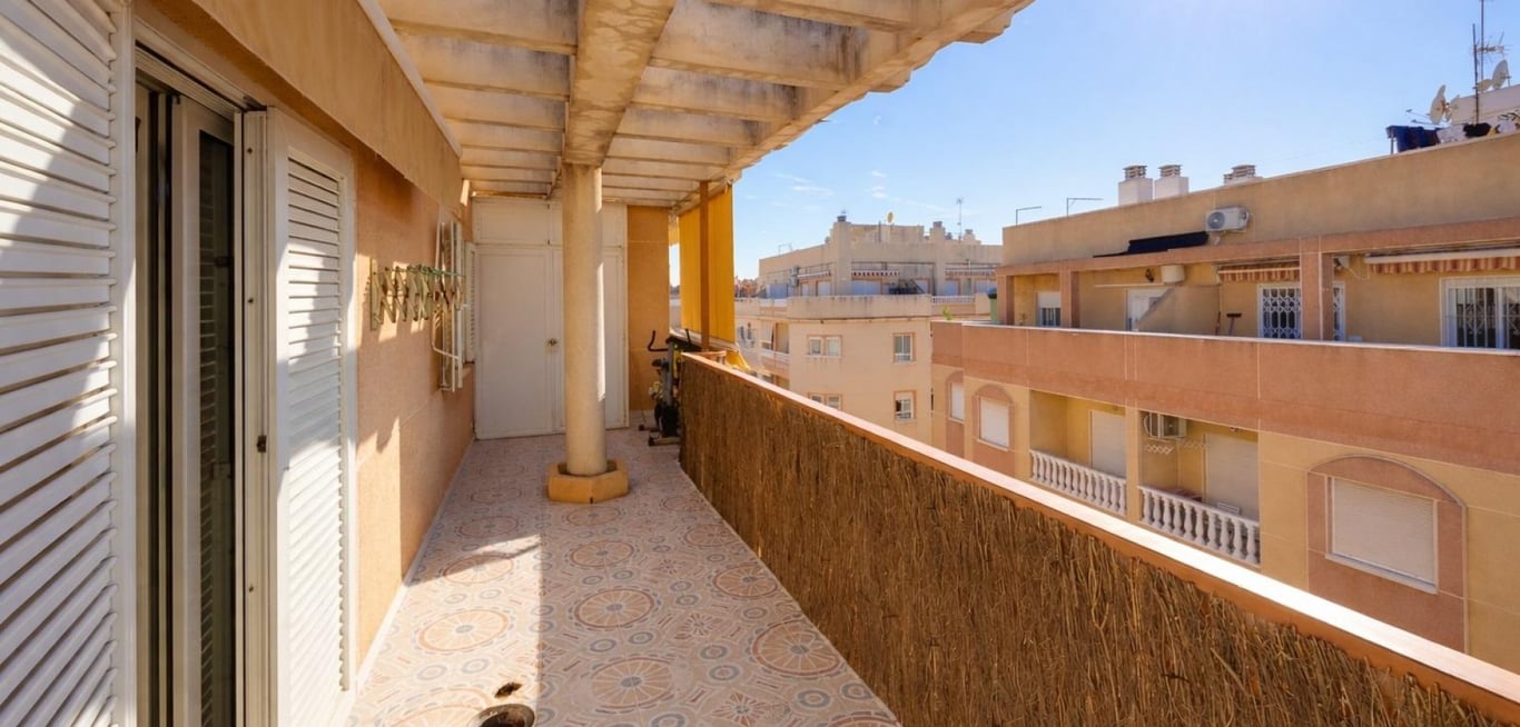 Apartment in Torrevieja - Image 3