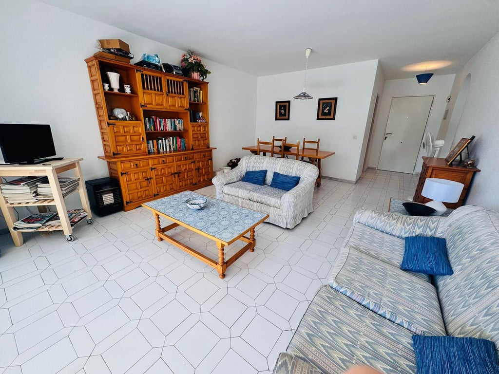 Apartment in Malaga - Image 2