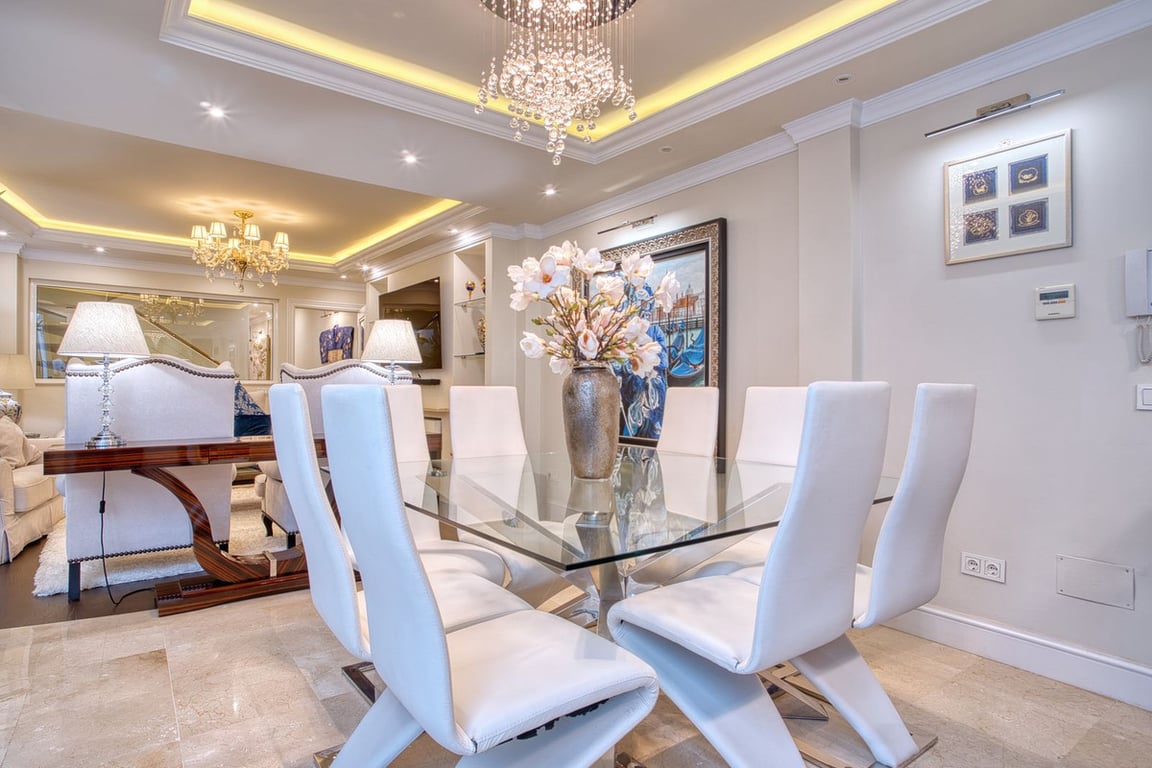 House in Marbella - Image 3