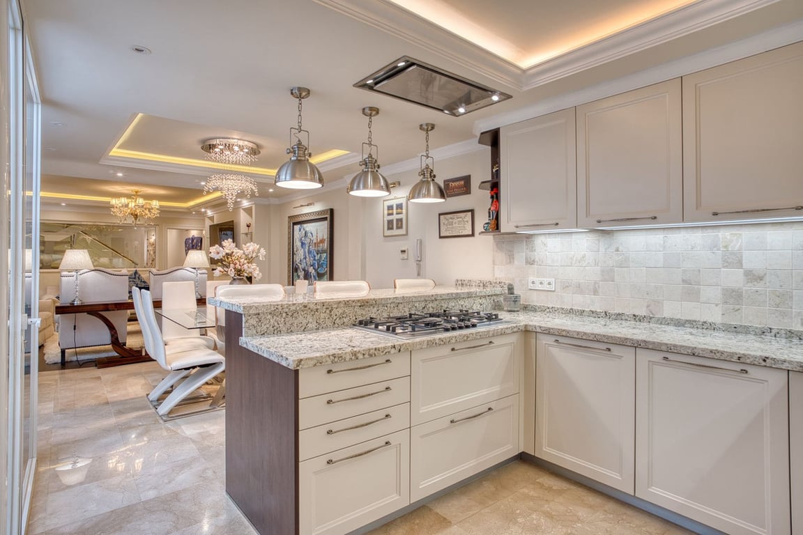 House in Marbella - Image 2