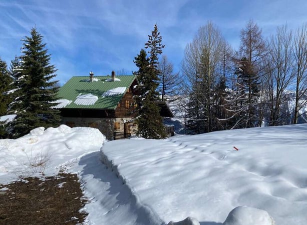 Chalet in Fontcouverte-la-Toussuire - view 1