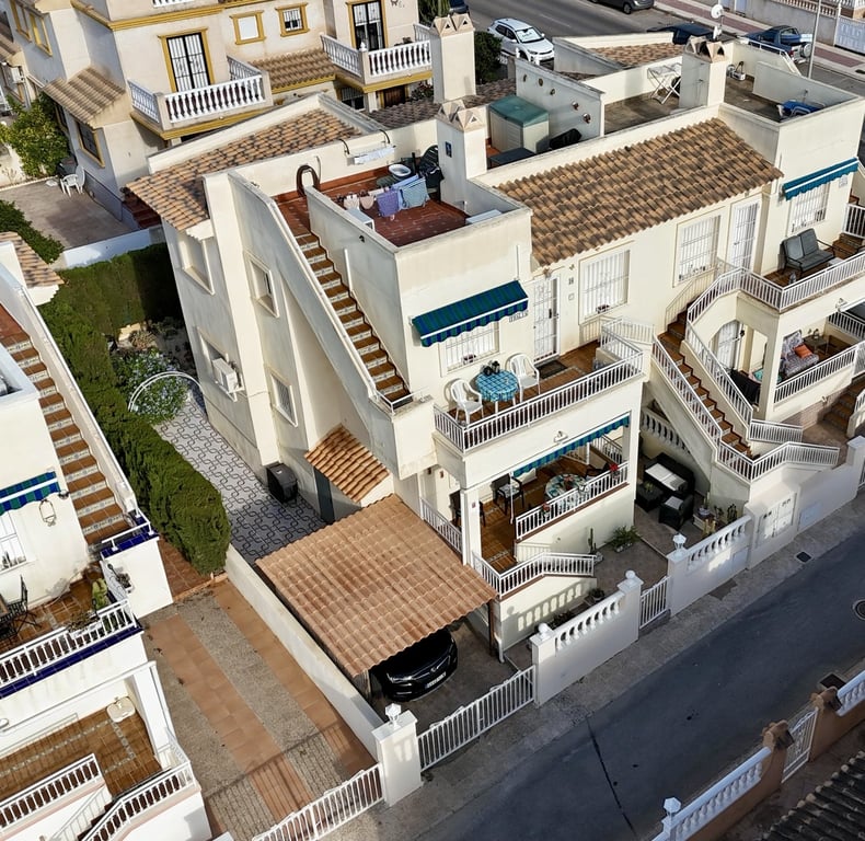 Apartment in Playa Flamenca - Image 2