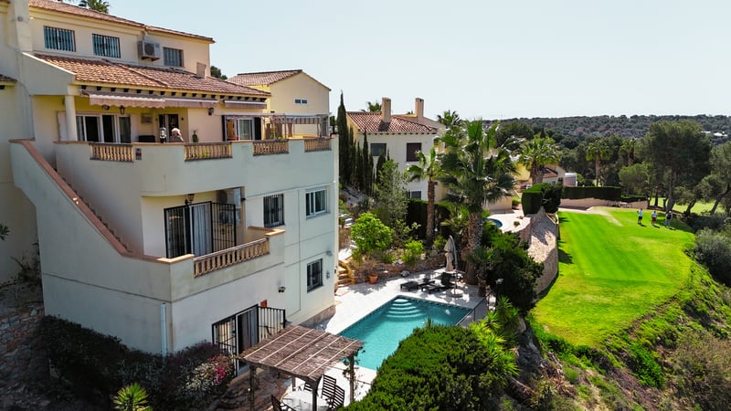Villa in Dehesa de Campoamor - view 1