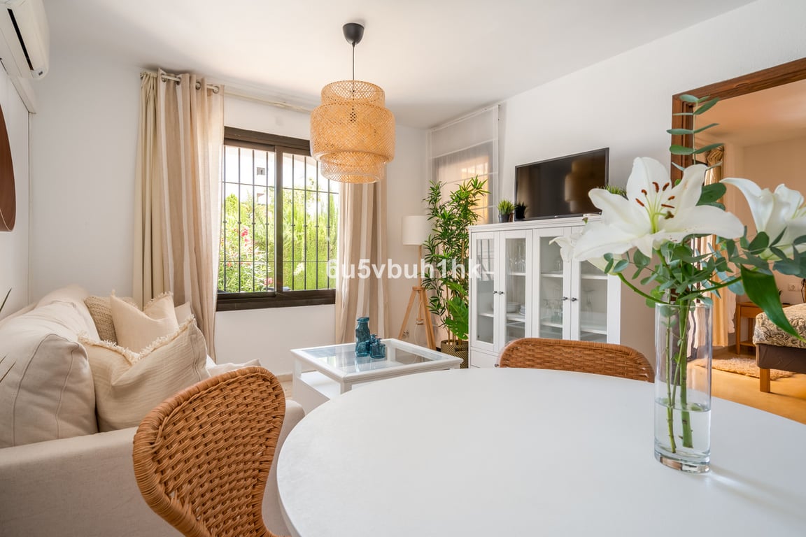 Apartment in Benalmadena - Image 2
