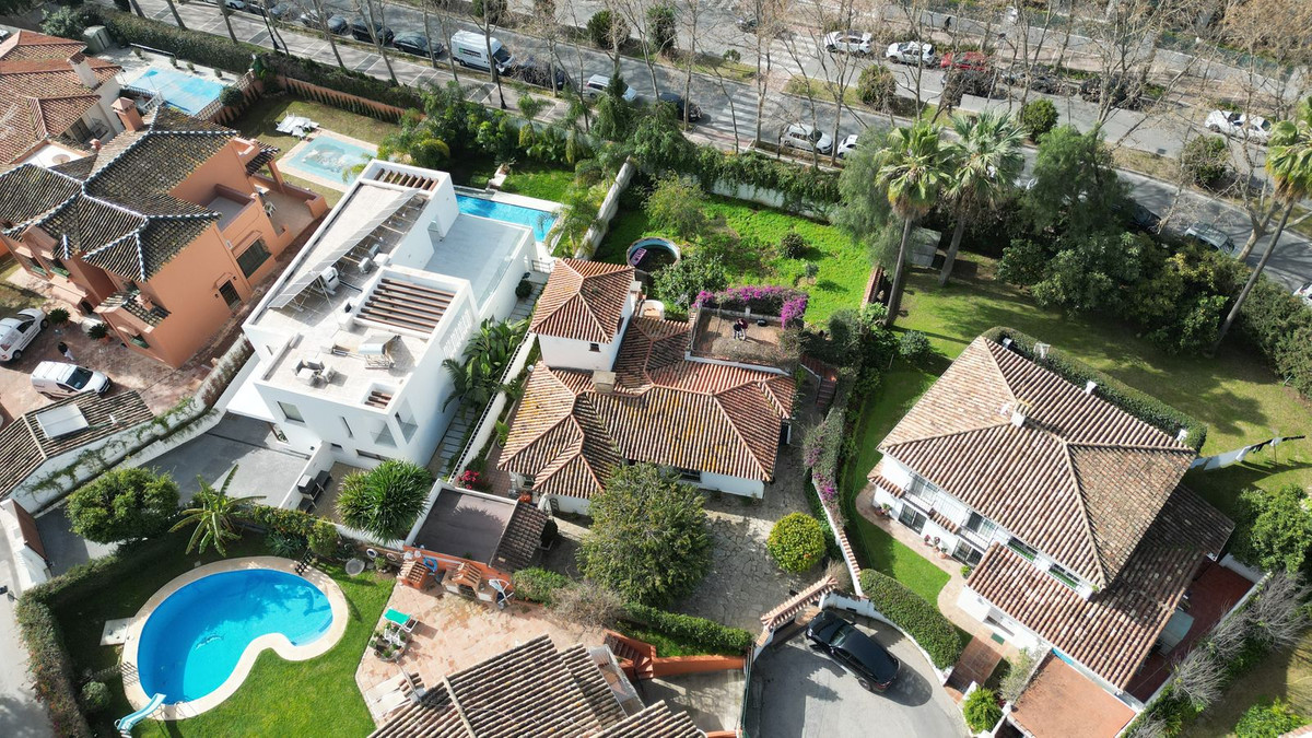 Land in Malaga - Image 3