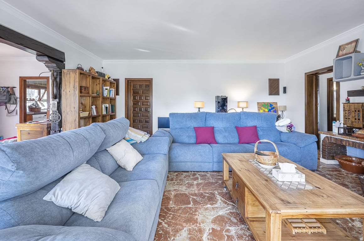 Villa in Guadalmina - Image 3