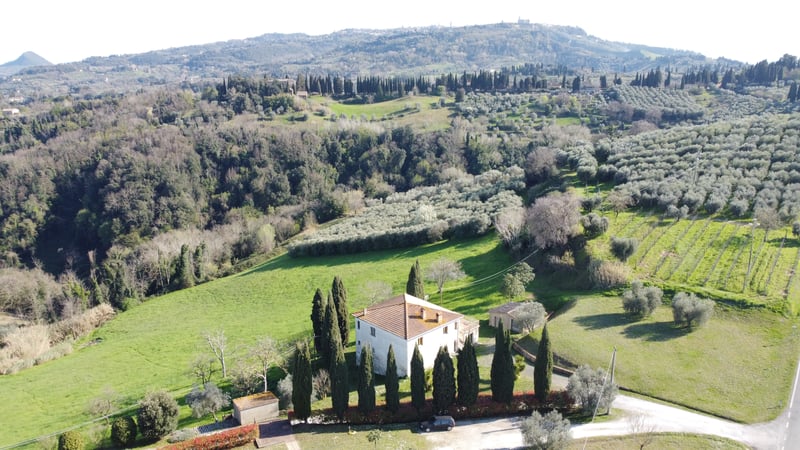 House in Volterra - view 1