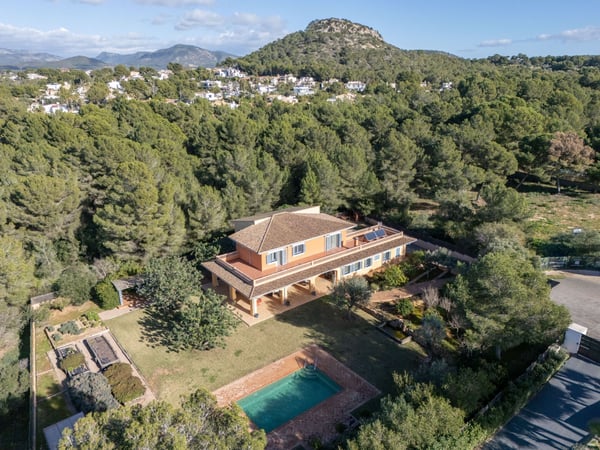 Villa in Santa Ponsa - view 1