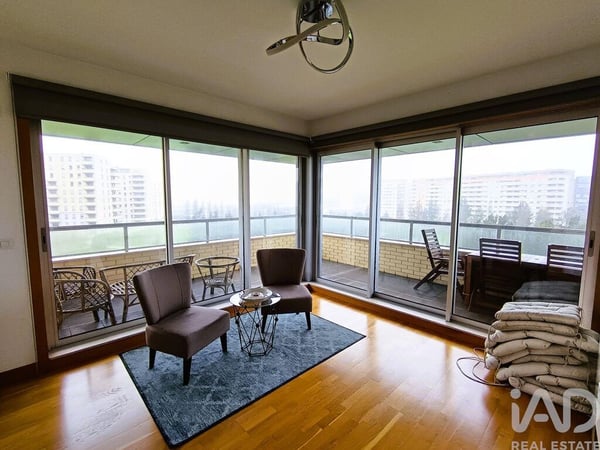 Apartment in Lumiar - view 1