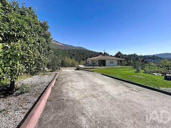 House in Rio Mau - view 1