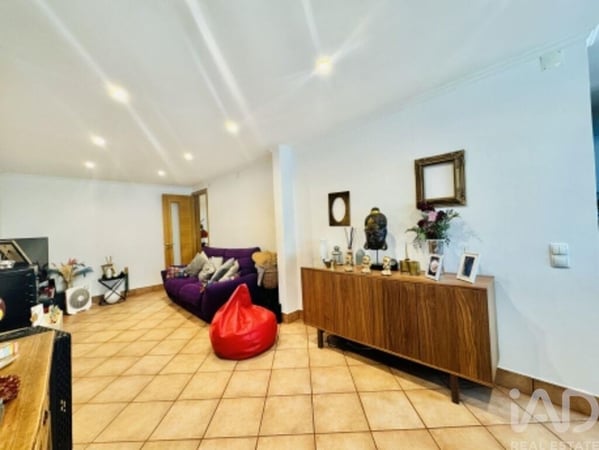 Apartment in Almada - view 1