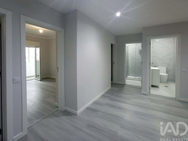 Apartment in Quarteira - view 1