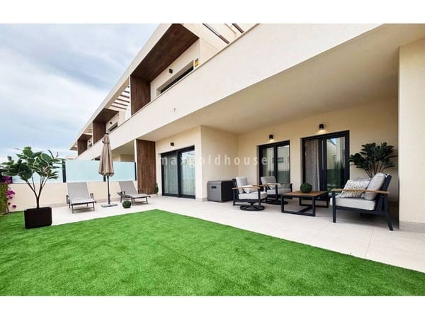 Apartment in Torrevieja - view 1