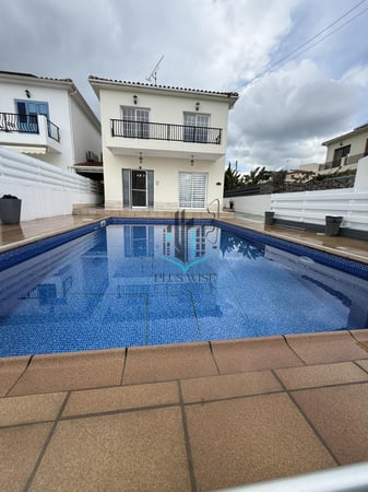 Villa in Oroklini - view 1