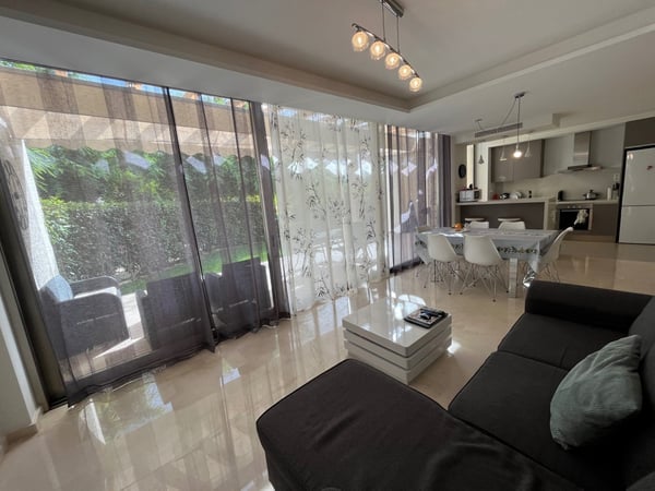 Villa in Villajoyosa - view 1
