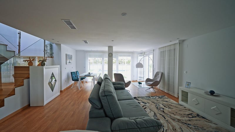 Villa in Polop - view 1