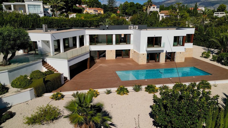 Villa in Altea - view 1