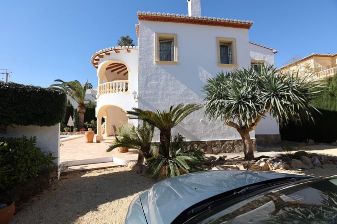 Villa in Benissa - view 1
