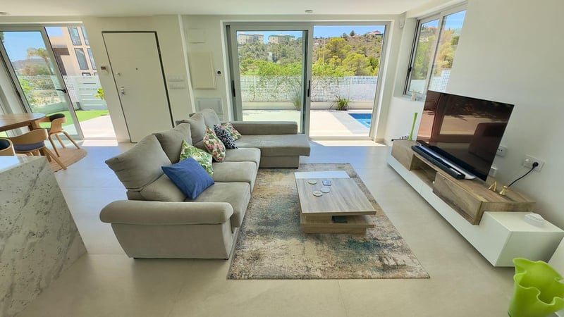 Villa in Finestrat - view 1