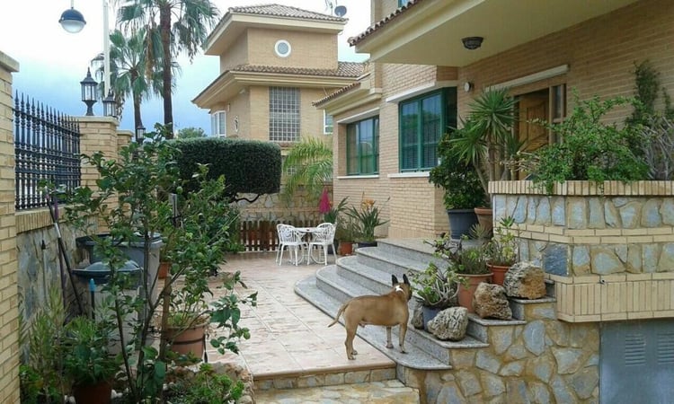 Villa in Benidorm - view 1
