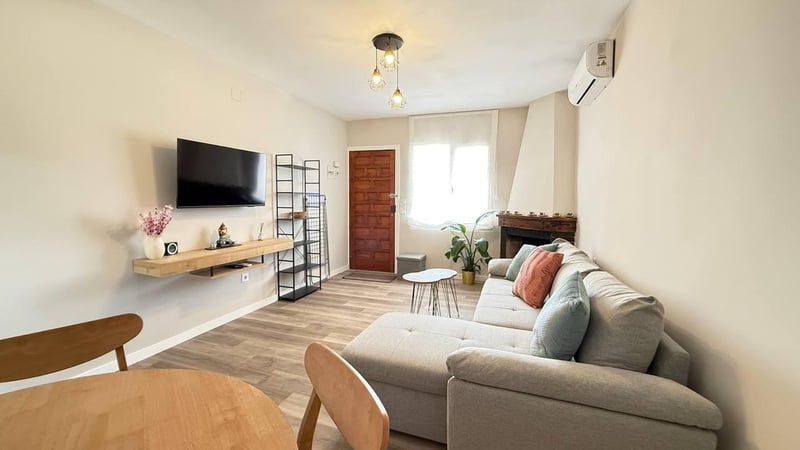 Apartment in Villamartin - view 1