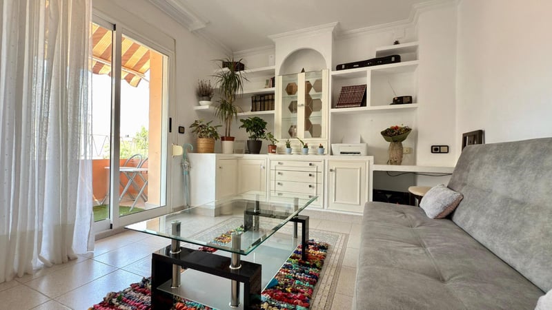 Apartment in Alicante - view 1