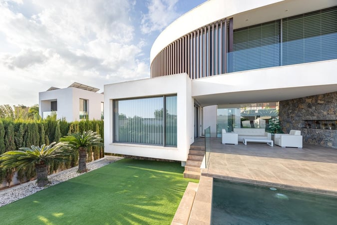 Villa in Finestrat - view 1