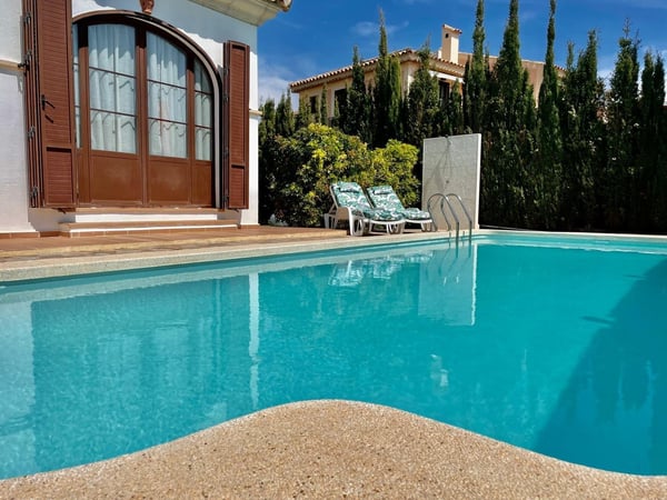 Villa in Finestrat - view 1