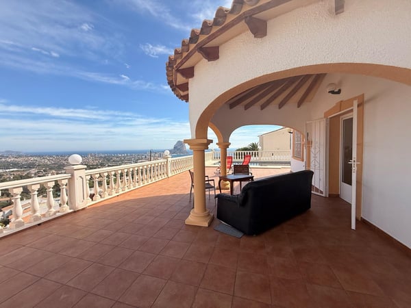 Villa in Calp - view 1