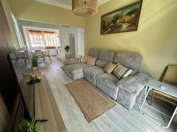 Apartment in Alicante - view 1