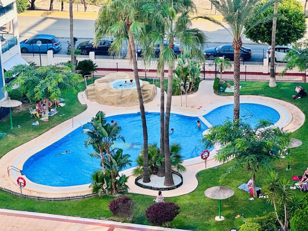 Apartment in Villajoyosa - view 1