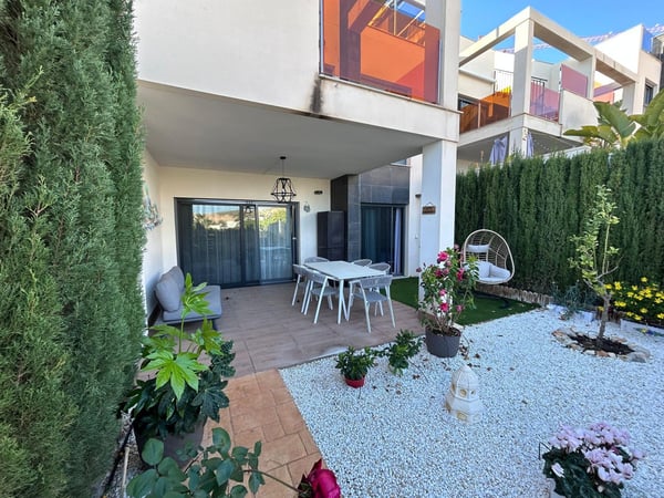 Villa in Finestrat - view 1