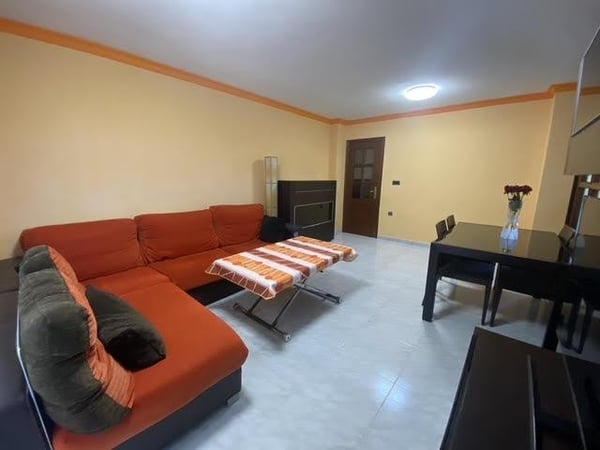 Apartment in Alicante - view 1