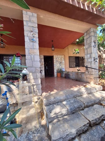 Villa in Alicante - view 1