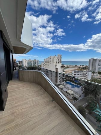 Apartment in Alicante - view 1